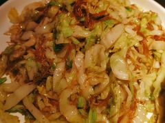 炝炒圆白菜粉丝-旺顺阁鱼头泡饼(常营店)