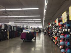 -迪卡侬(西三旗店)