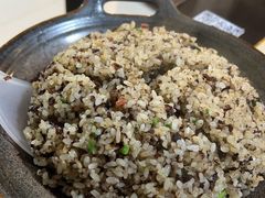 山珍炒饭-蘑统田下·野生菌火锅