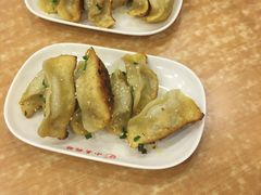 -小姜锅贴(凤凰街店)