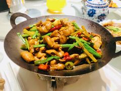 干锅肥肠-包子大王(新泽巷店)