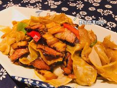 野生竹耳炒肉-禾悟农·农家私房菜