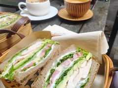 -萤火虫咖啡(砖著店)