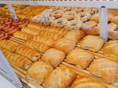 -焙丽拾光(麦凯乐直营店)