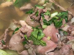 -谢老五跷脚牛肉·非遗传承店