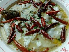 鲈鱼酸菜鱼-川里谈·川味小馆(北京路店)