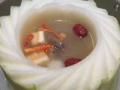 -得意咚瓜·顺德鱼生·冬瓜火锅(深圳首店)