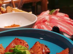 -老牌坊云南鱼豆花火锅(哈西万达店)