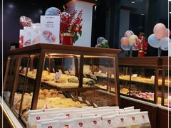 面包甜点陈列柜-BROAD面包路·欧式面包(龙湖时代C馆店)