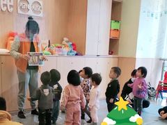 -金宝贝早教(富力广场中心)