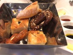 -龙虾酒吧扒房(宁波香格里拉店)