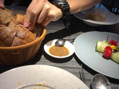 -卡普里披萨·牛扒·下午茶