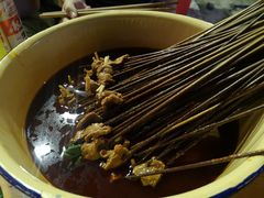 -拈签一笑黄牛肉辣卤串串