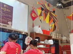 -老闵田螺馆·南昌特色小炒(梦时代店)