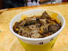 香辣牛肉粗粉-覃肥叔桂林米粉(粮道街店)