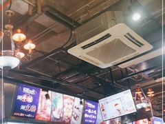 -巴四老城区炭火蛙锅(张江店)