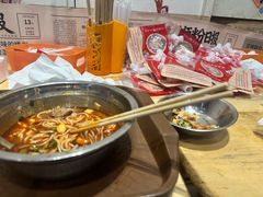 -柳州肥姨妈大骨螺蛳粉(万达中心店)