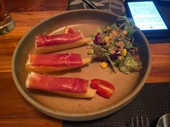 意大利风干火腿配蜜瓜-秀·爱尔兰餐吧(上海路店)