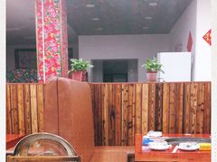 -哈尔滨东北铁锅炖(都督街店)