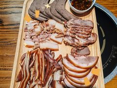 -老天桥酱肉烧饼夹肘子(天桥店)