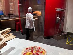 -城市大道红炉披萨烘焙坊