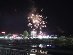 -百里峡七彩艺术小镇