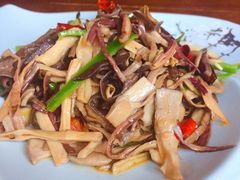 -小厨子私房菜·云南美食店