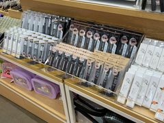 -名创优品(万达广场河东店)