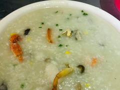 -覃记海鲜美食餐厅