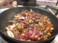 -胡须佬鸡煲四季火锅店(石厦西村直营店)