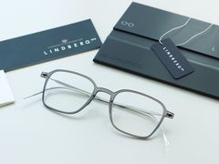 -目艮眼镜SHOWROOM(品牌集合店)