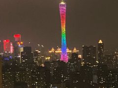 -广州中心皇冠假日酒店