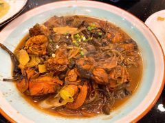 东北小鸡炖蘑菇-东北农家小院(定西路店)