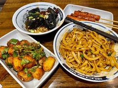 -黑白电视长沙小吃(悦汇城店)