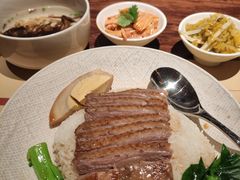 卤鹅饭-荣家黄鱼面(前滩太古里店)