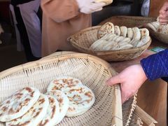 -眼镜粑粑