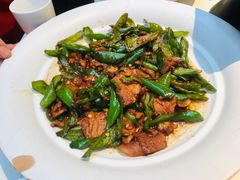 -阿瓦山寨·湘菜现炒·剁椒鱼头王(咸阳总店)