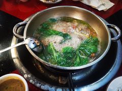 -老石黑山羊毛驴肉火锅(金凯广场店)