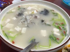 -阿华海鲜饭店(山河路店)