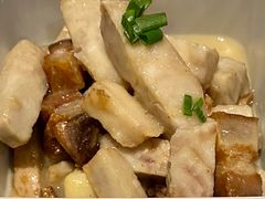 宣威腊肉焖芋头-半山腰·云南菜(侨福芳草地店)
