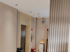-春夏秋冬酒店(深圳五和地铁站店)