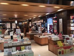-新华书店(沙坪坝书城店)