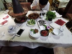 -羊家胡同·龙虾烧烤火锅(龙汇路店)