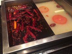 -百年川椒重庆老火锅(光谷店)