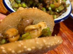 麻饼夹牛肉-满堂春特色餐馆