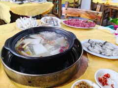 -濠轩阁特色生蚝火锅(水湾路店)