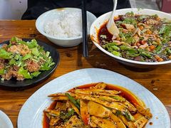 -朱大嘴肥肠血旺(福字街店)