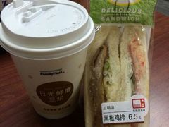 -全家便利店(长江西路店)
