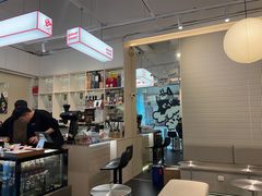 -Dogi&kiki Coffee(中心商务大厦店)
