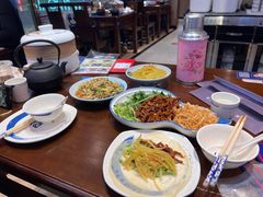 -满园烤鸭·春饼(丰科路万达店)